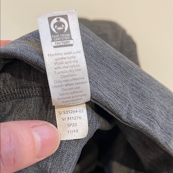 Athleta Charcoal Gray Leggings - Picture 8 of 8